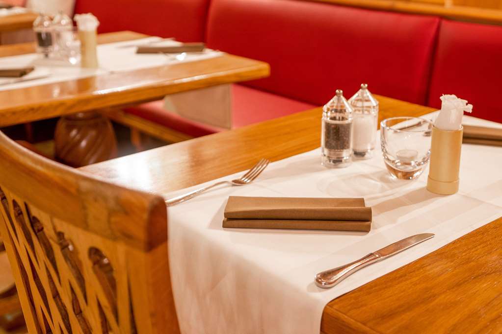 Qu Hotel Augsburg Restauracja zdjęcie